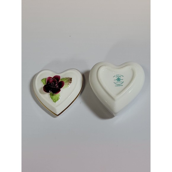 Crown Staffordshire Fine Bone China Heart Shaped Floral Ring Trinket Box England - Picture 3 of 4